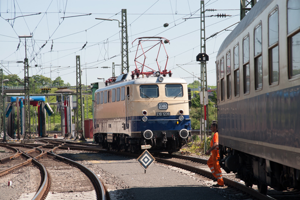 Für die Jubiläumsfahrt am 27. Mai 2012 eine Fahrt in die DB-Waschanlge am 26. Mai